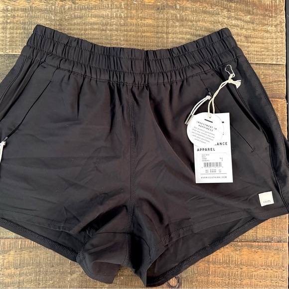 NWT Vuori women’s shorts - Picture 6 of 6